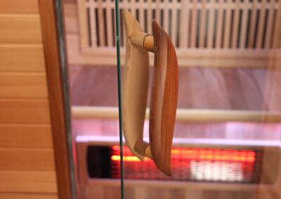 2-p Classic Cedar Infrared Sauna door