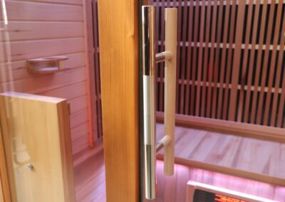 4p Wise Cedar glass door