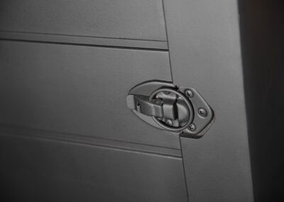 2-person Black Infrared Sauna clips